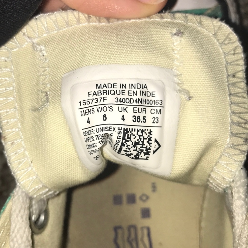 Converse - Picture 4 of 4